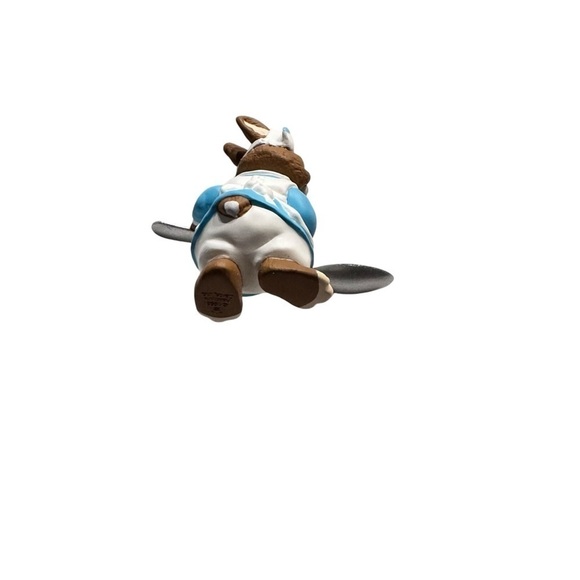 Vintage Hallmark Keepsake Ornament Spoonful of Love Chipmunk Handcrafted 1998 - Picture 5 of 7